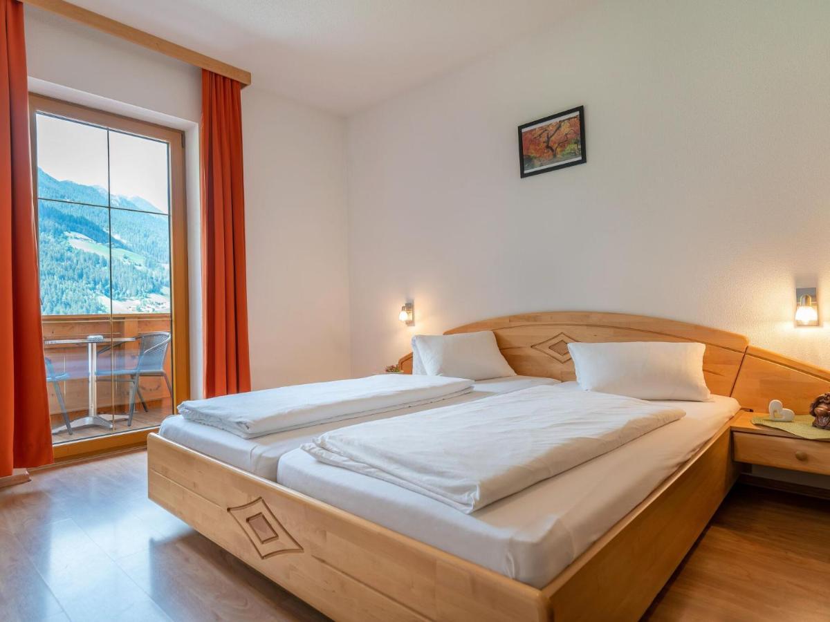Plush Apartment With Mountain Views Neustift im Stubaital Exterior photo